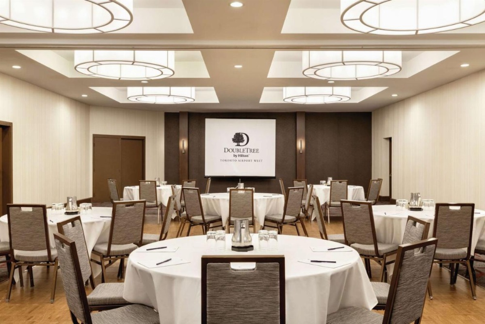 DoubleTree by Hilton Hotel Toronto Airport West Image 13