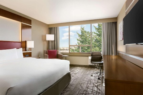 DoubleTree by Hilton Hotel Toronto Airport West image 21