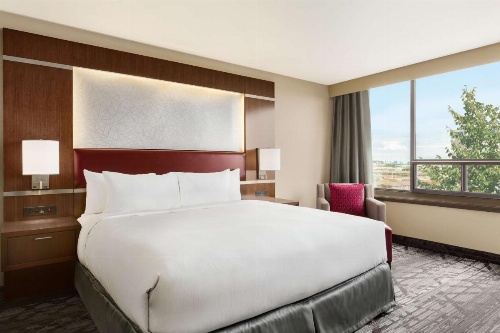 DoubleTree by Hilton Hotel Toronto Airport West image 22